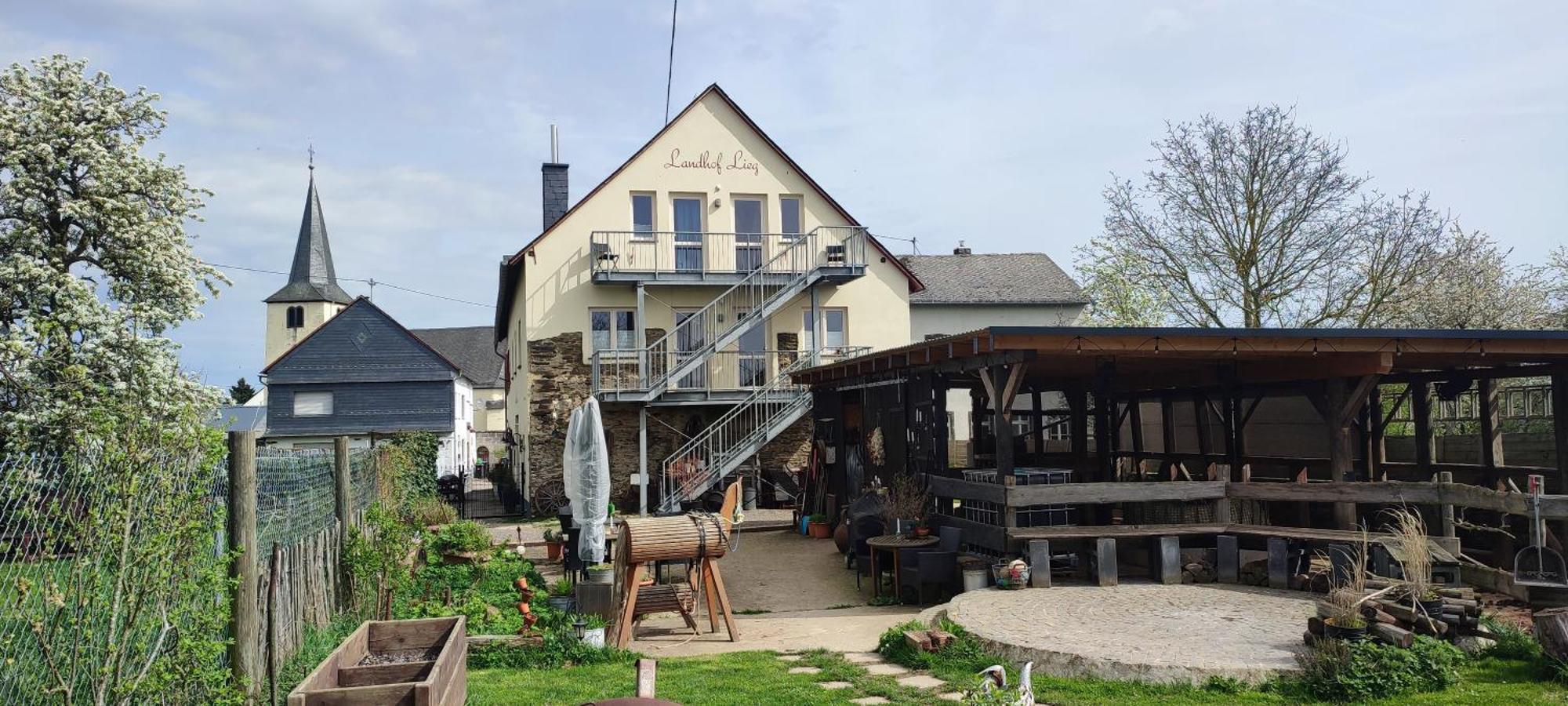 Landhof Lieg - Tierische Auszeit In Unseren Gemuetlichen Ferienwohnungen Exteriér fotografie